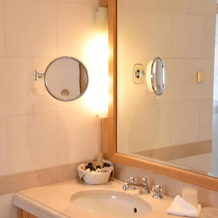 Crystal Superior Готель 4*