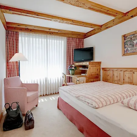 فندق كريستال سوبيريور