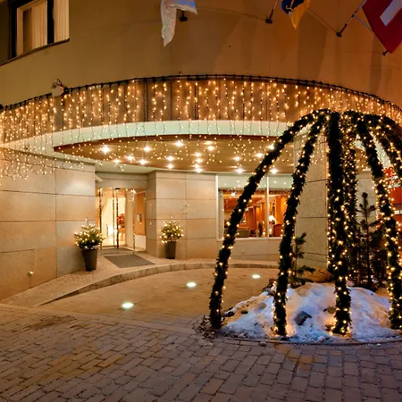 Crystal Superior 4* Σεντ Μόριτζ