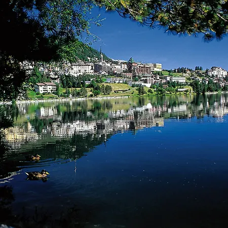 Crystal Superior Hotel