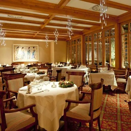 Hotel Crystal Superior 4*