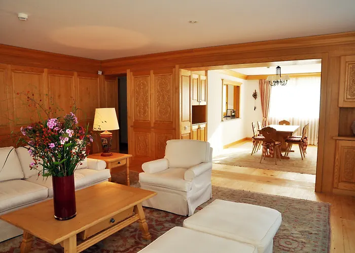 Crystal Superior Hotel 4*