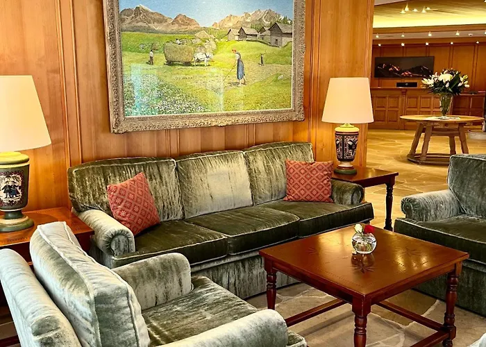 Crystal Superior Szálloda 4*