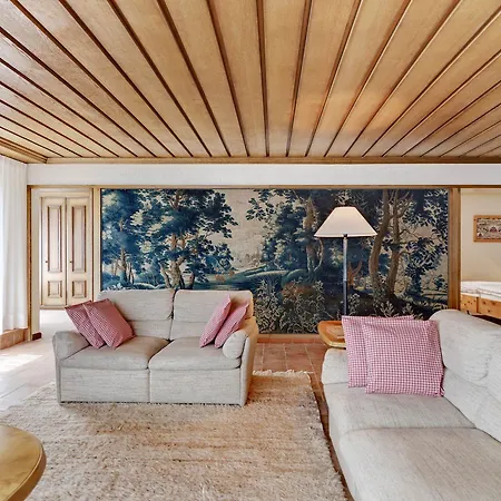 Crystal Superior Hotel 4*