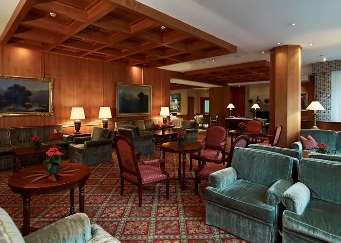 Crystal Superior Hotel